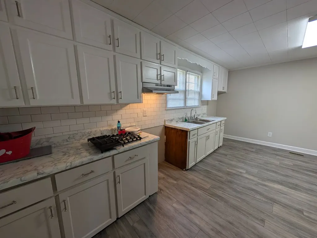 911 S 6th Street Gadsden AL 35901