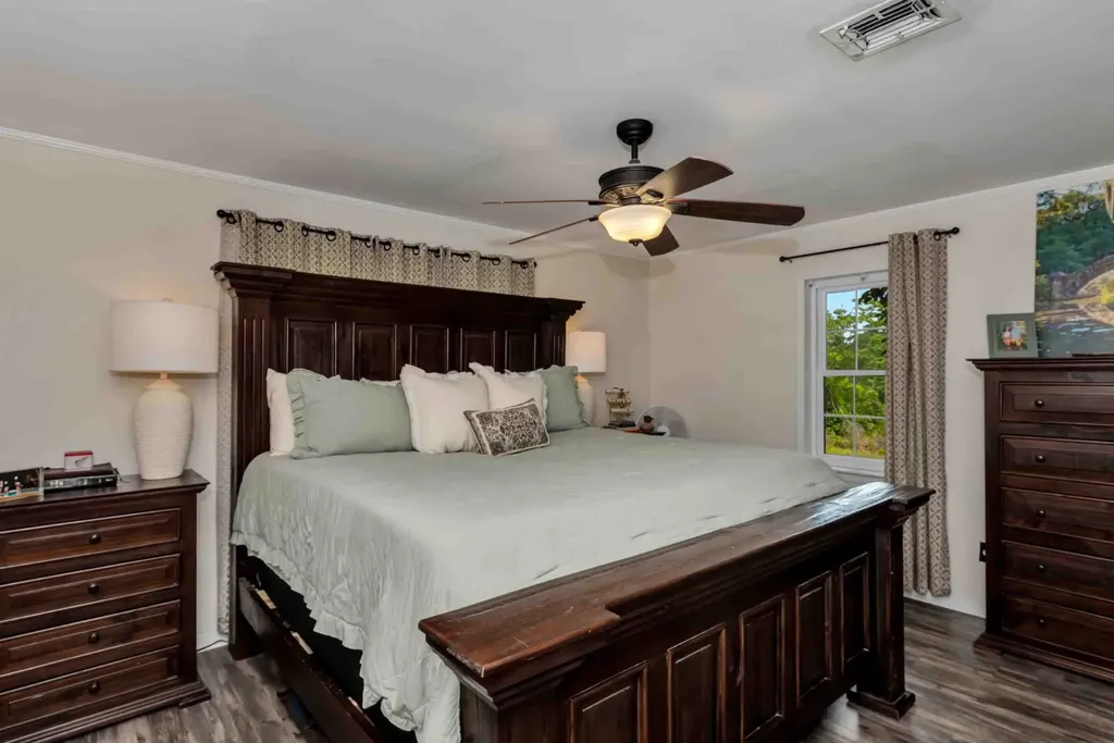 143 Broad Street Gilbertown AL 36908
