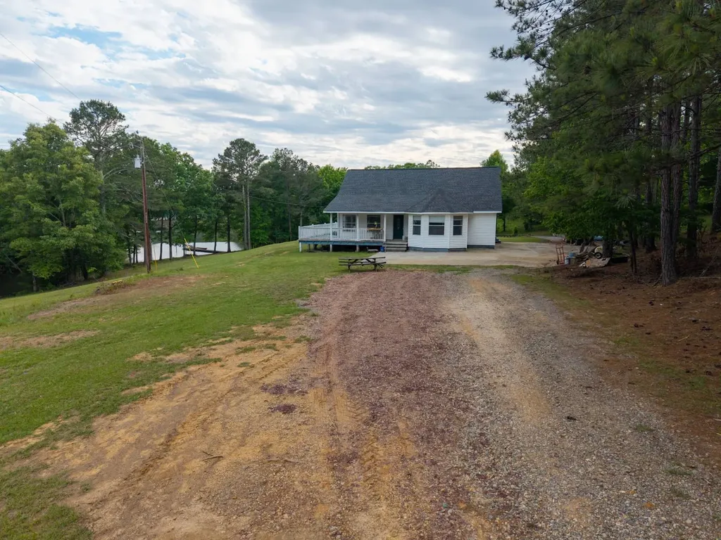 209 County Road 941 Cedar Bluff AL 30165