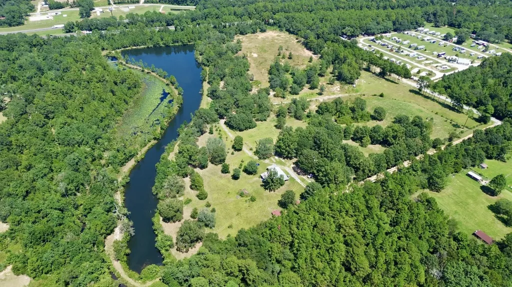 27505 Glass Road Robertsdale AL 36567