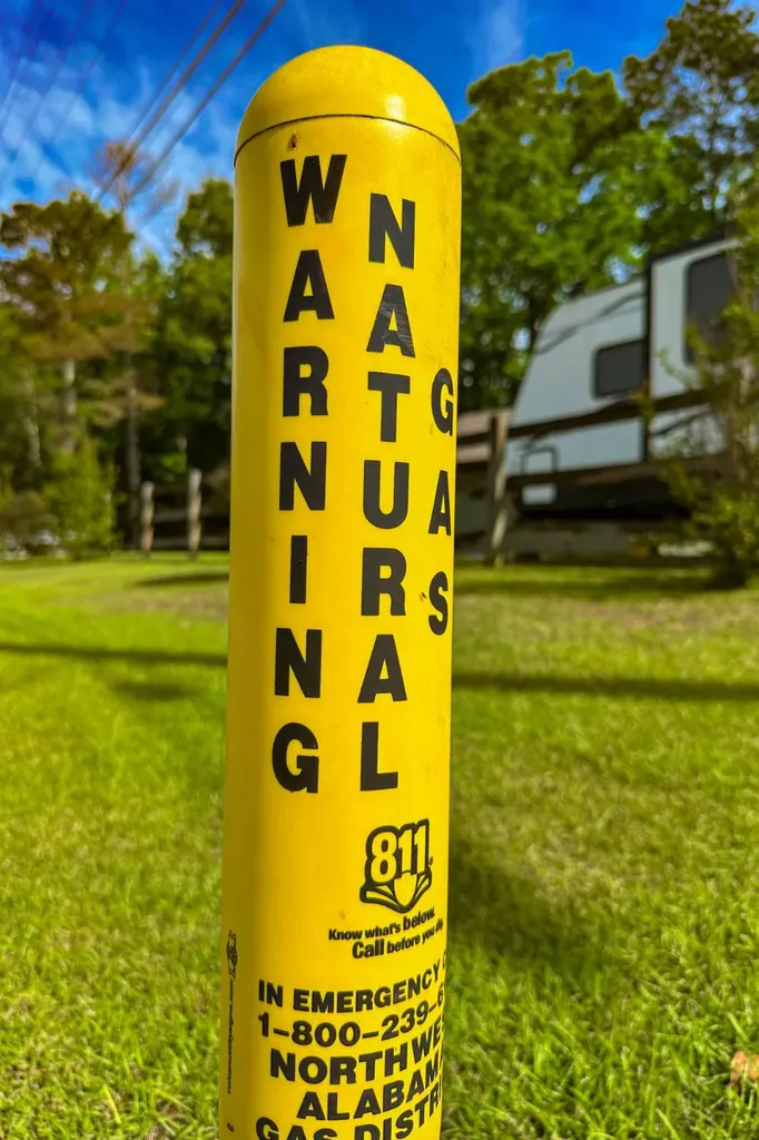 252 County Road 1 Hamilton AL 35570