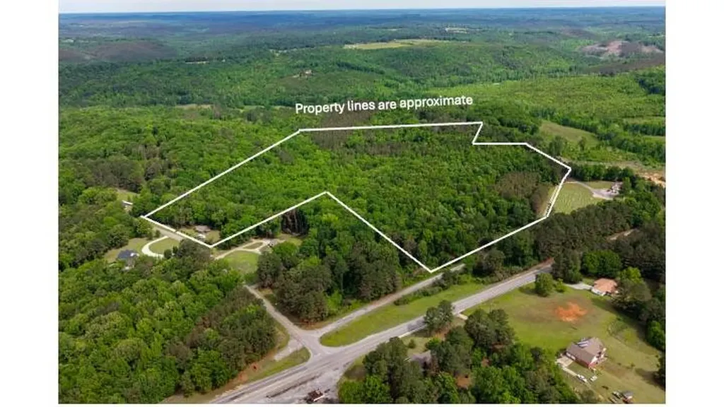 252 County Road 1 Hamilton AL 35570