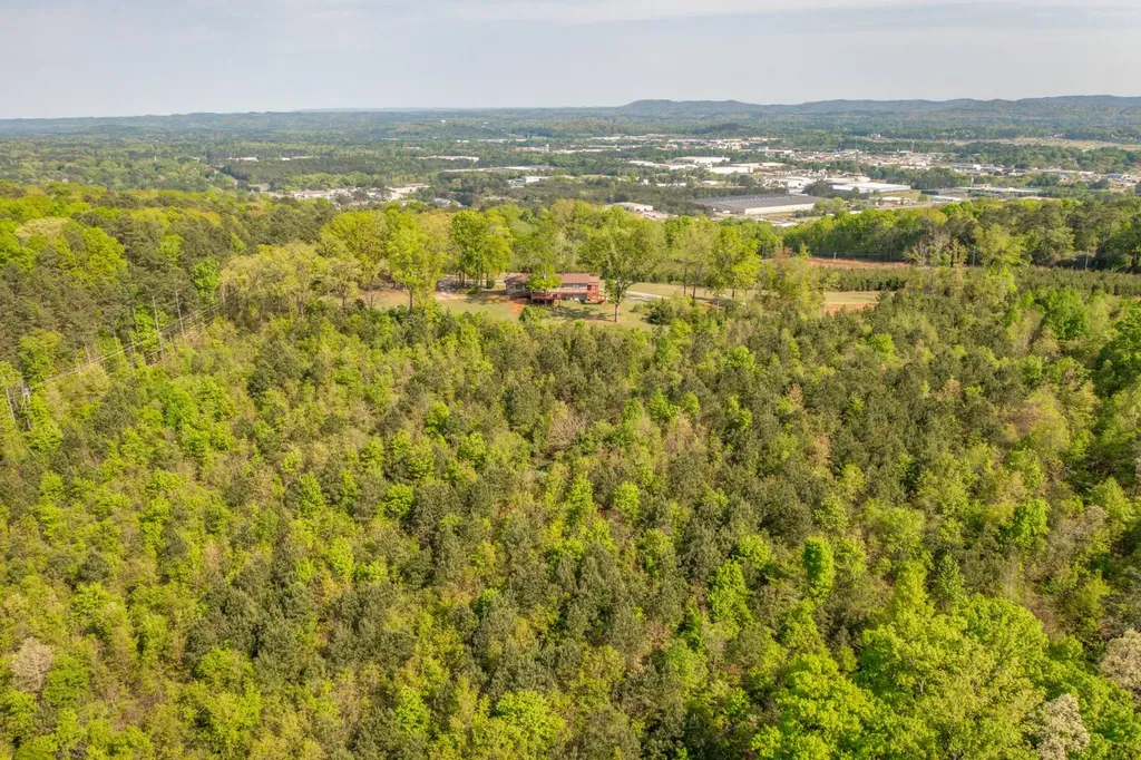 900 Greenbriar Dear Road Anniston AL 36207