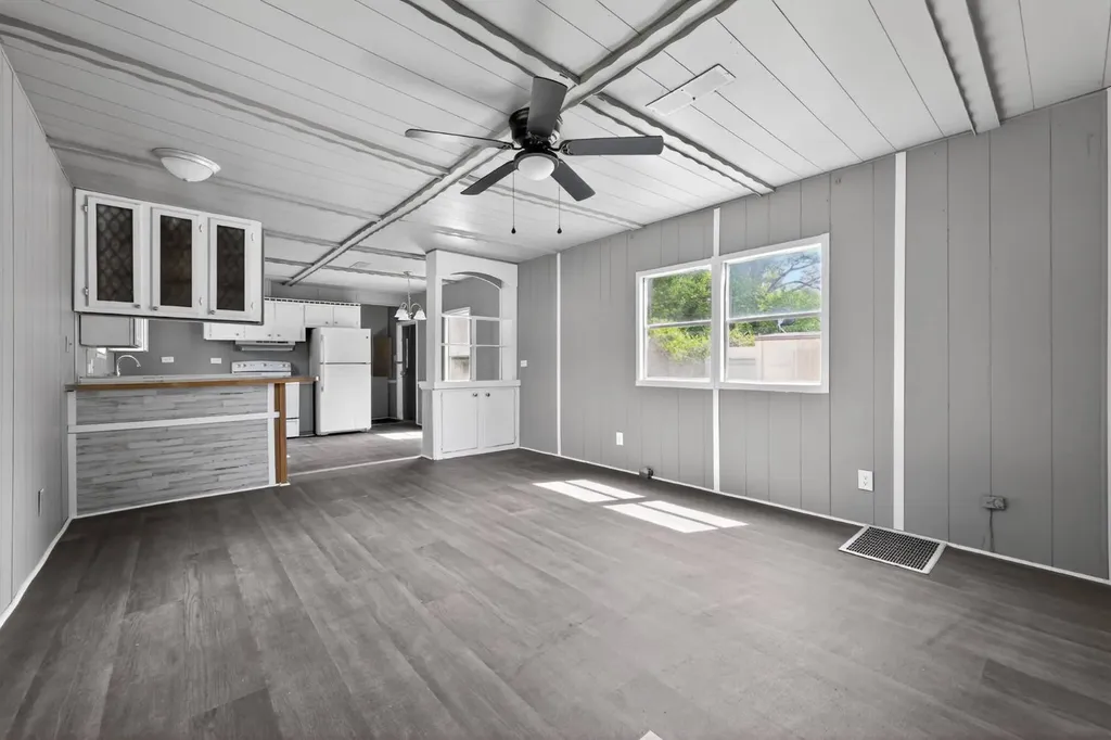 201 Daisy Drive Birmingham AL 35214
