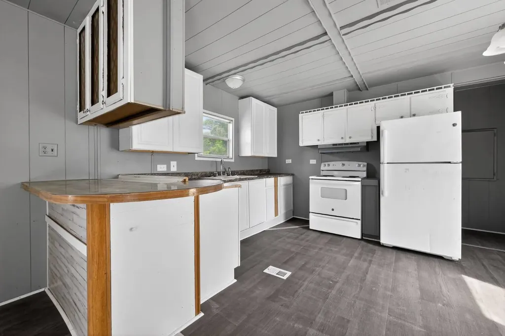 201 Daisy Drive Birmingham AL 35214