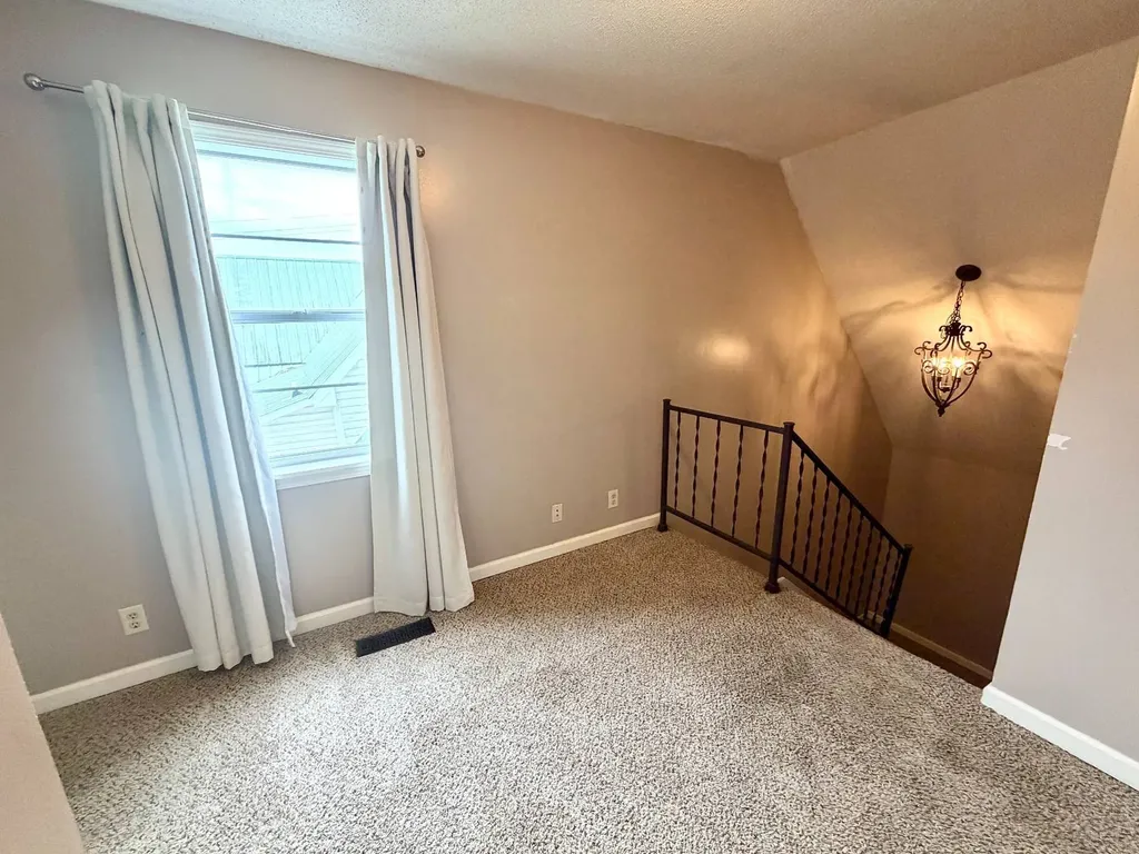 728 2nd SW Avenue Hamilton AL 35570
