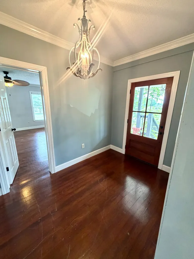 728 2nd SW Avenue Hamilton AL 35570