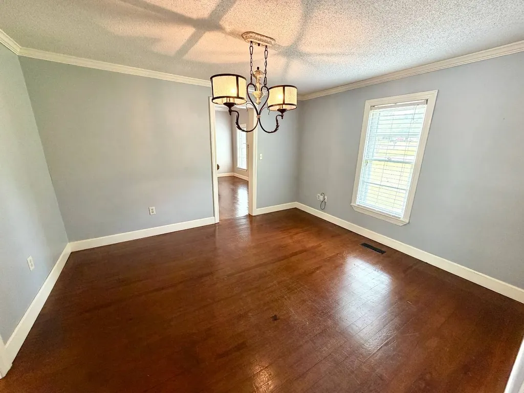 728 2nd SW Avenue Hamilton AL 35570