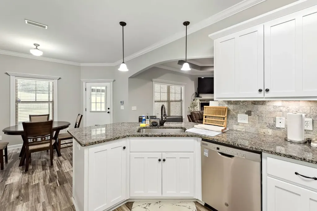 209 Southern Winds Drive Enterprise AL 36330