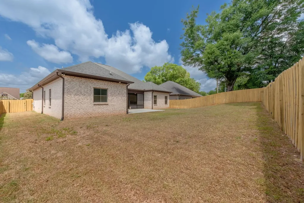 209 Southern Winds Drive Enterprise AL 36330