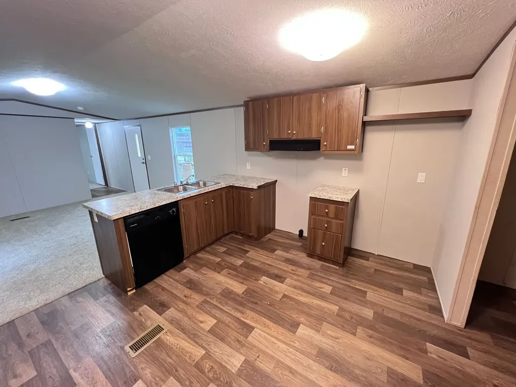 11007 Clingman Drive Tuscaloosa AL 35404