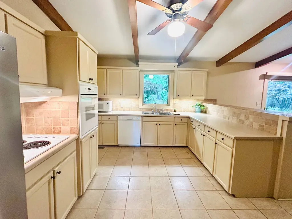 138 Patsy Drive Florence AL 35633