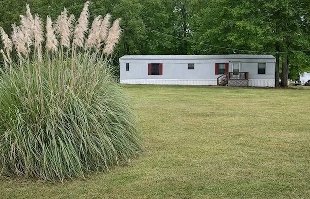 1775 Beach Road Camden AL 36726