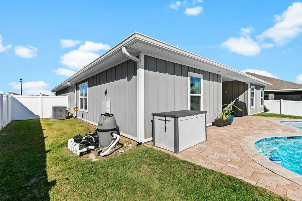 24582 Smarty Jones Circle Daphne AL 36526