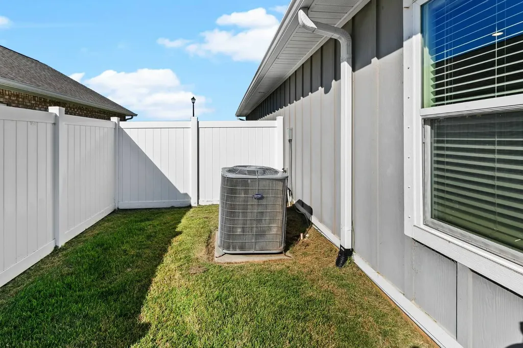 24582 Smarty Jones Circle Daphne AL 36526