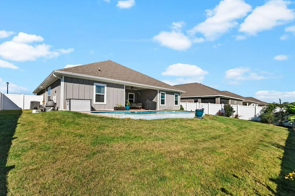 24582 Smarty Jones Circle Daphne AL 36526