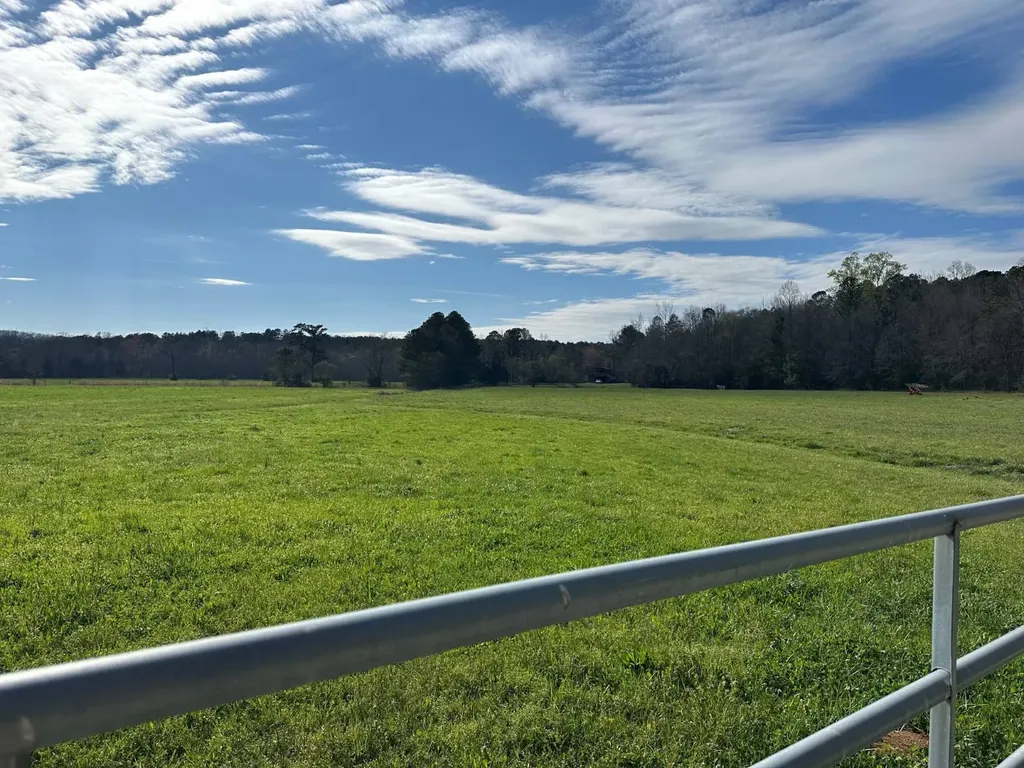 1265 Dogwood Lane Piedmont AL 36272