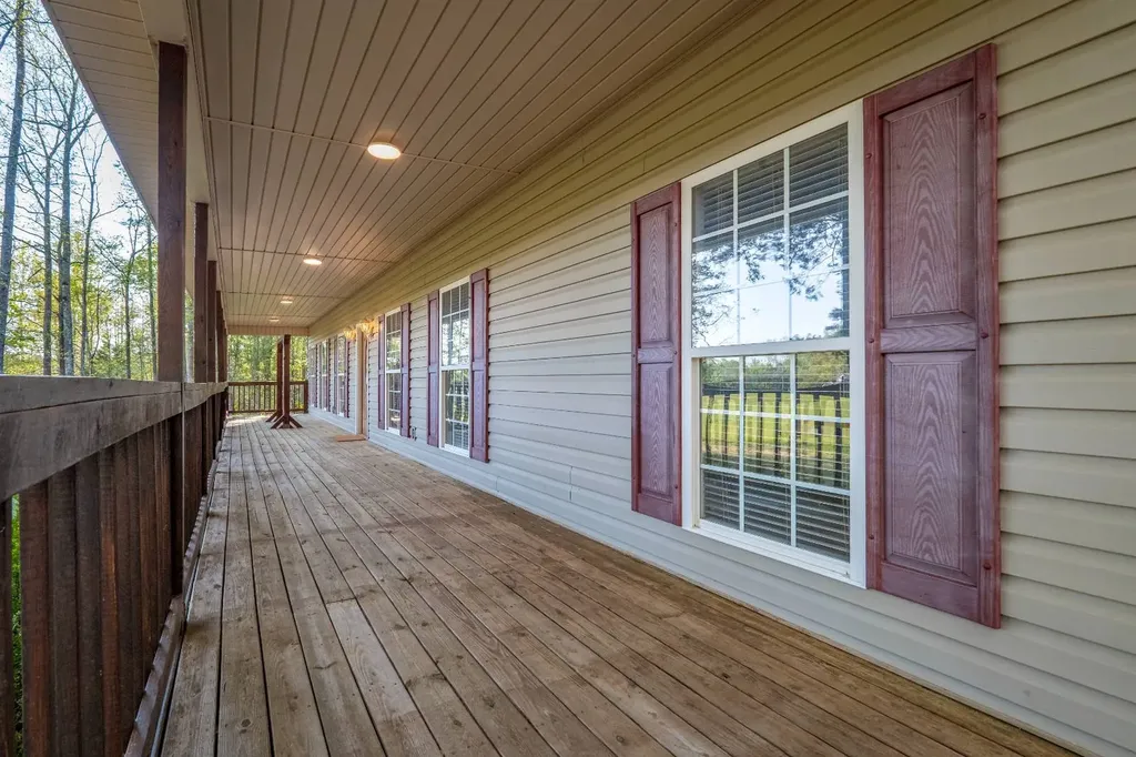 1261 Dogwood Lane Piedmont AL 36272