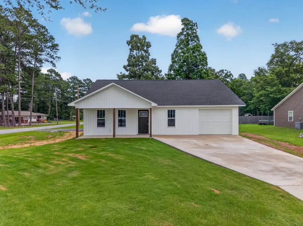 3527 Alford Bend Road Hokes Bluff AL 35903