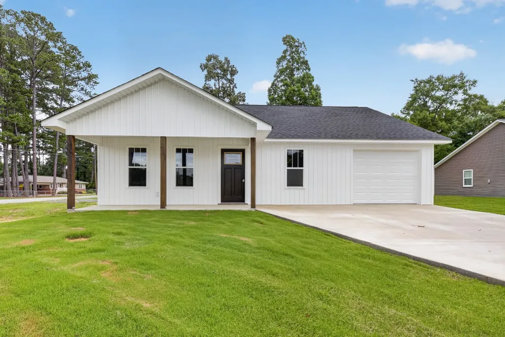 3527 Alford Bend Road Hokes Bluff AL 35903