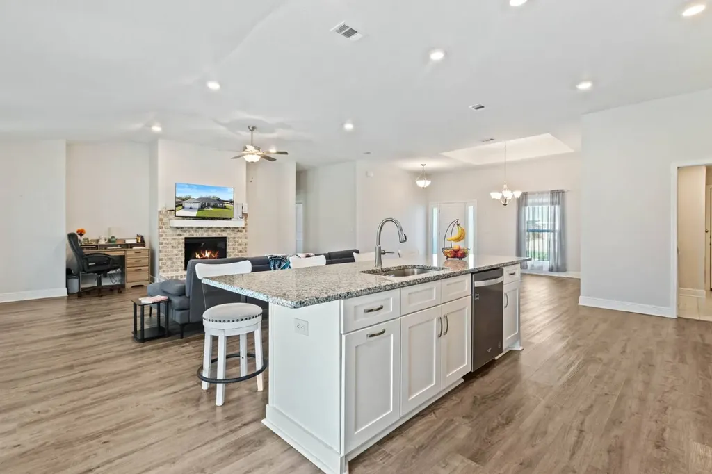 25323 Lakeland Drive Loxley AL 36551