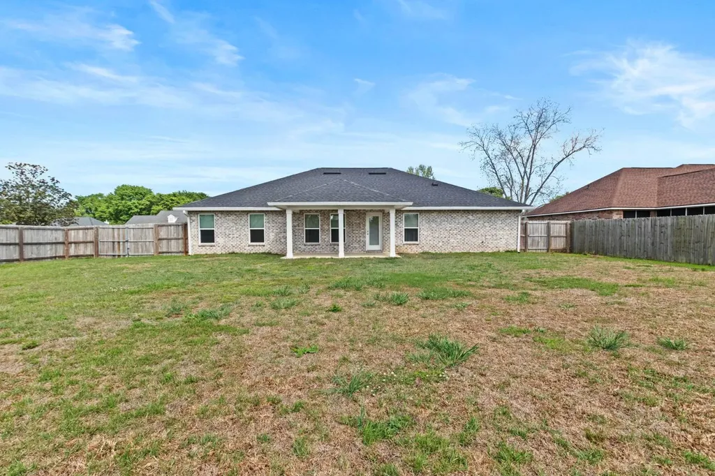 25323 Lakeland Drive Loxley AL 36551