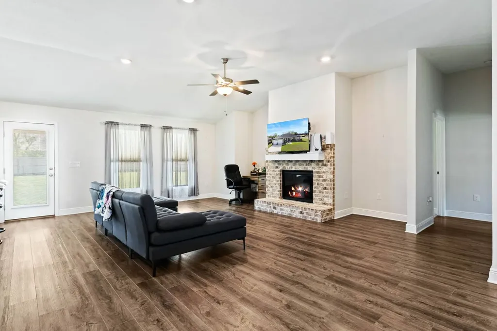 25323 Lakeland Drive Loxley AL 36551