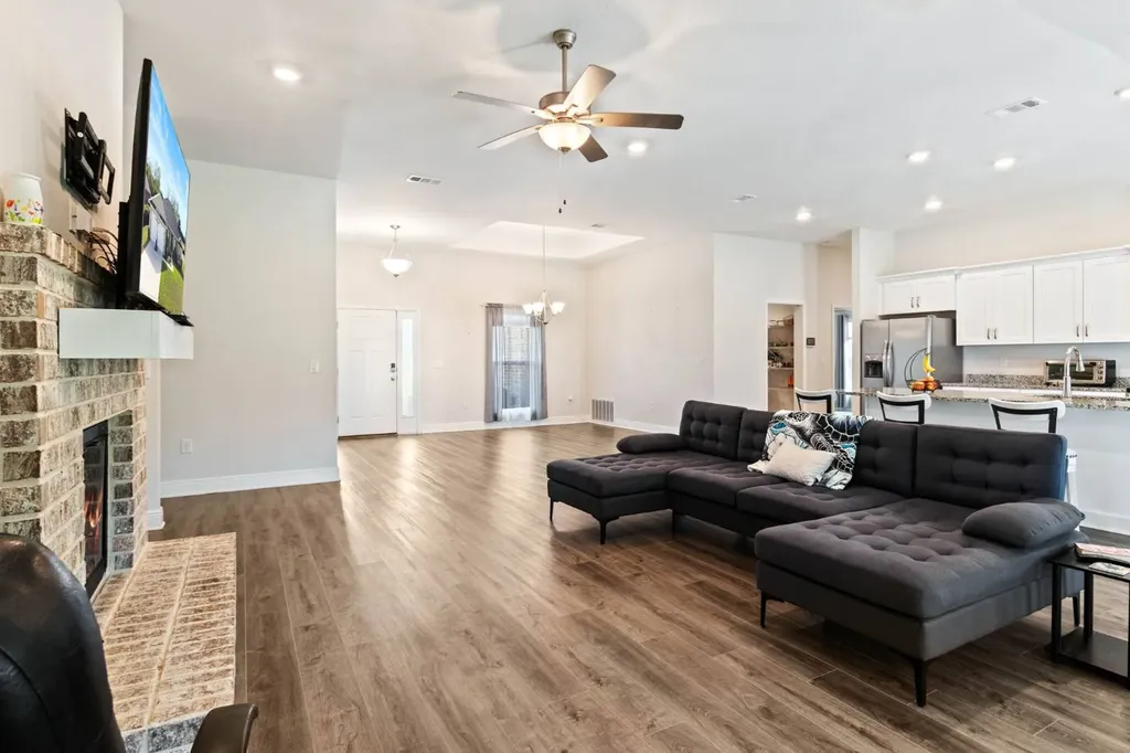 25323 Lakeland Drive Loxley AL 36551