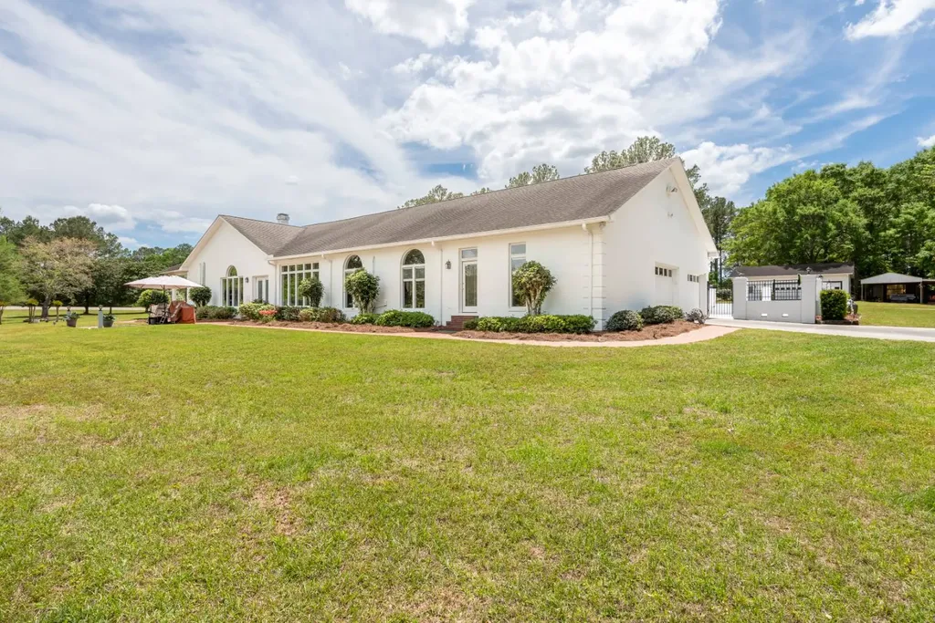 26511 Antioch Road Andalusia AL 36421