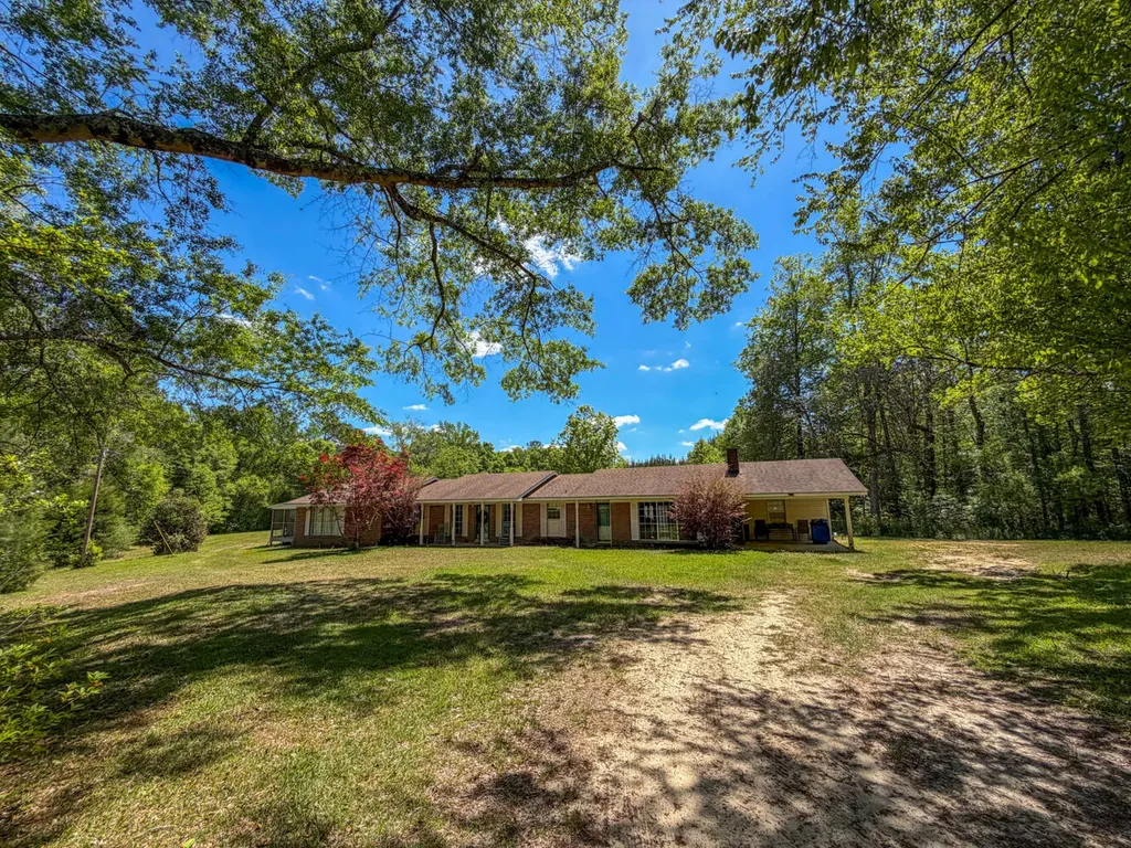 7072 Brooklyn Road Andalusia AL 36421