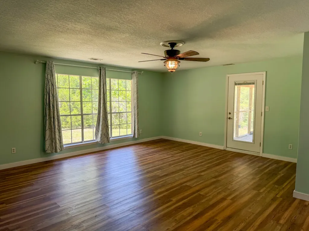 7072 Brooklyn Road Andalusia AL 36421