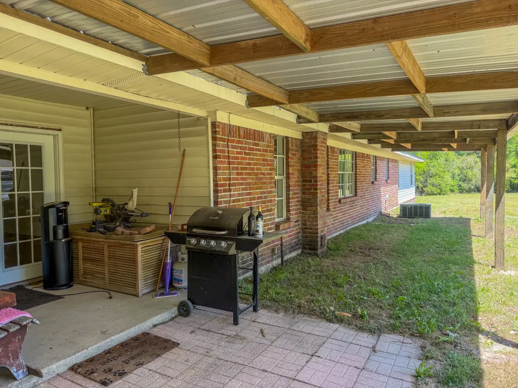 7072 Brooklyn Road Andalusia AL 36421