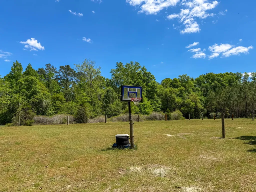 7072 Brooklyn Road Andalusia AL 36421