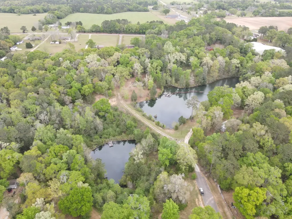 360 Sherwood Trail Newton AL 36352