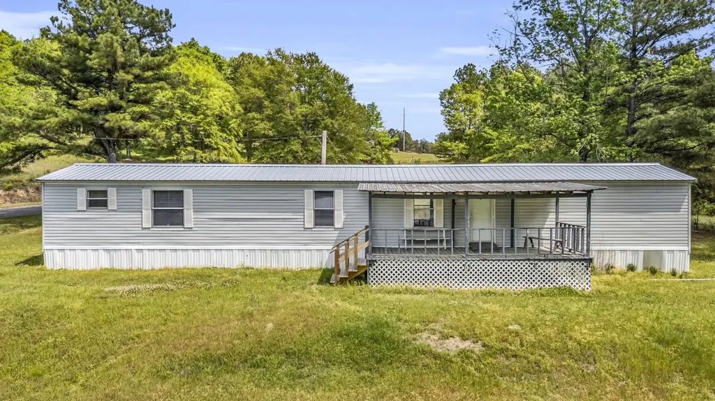 805 Dick Allen Road Vernon AL 35592