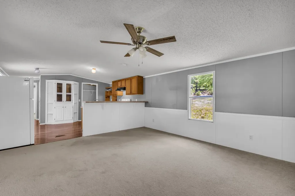 805 Dick Allen Road Vernon AL 35592