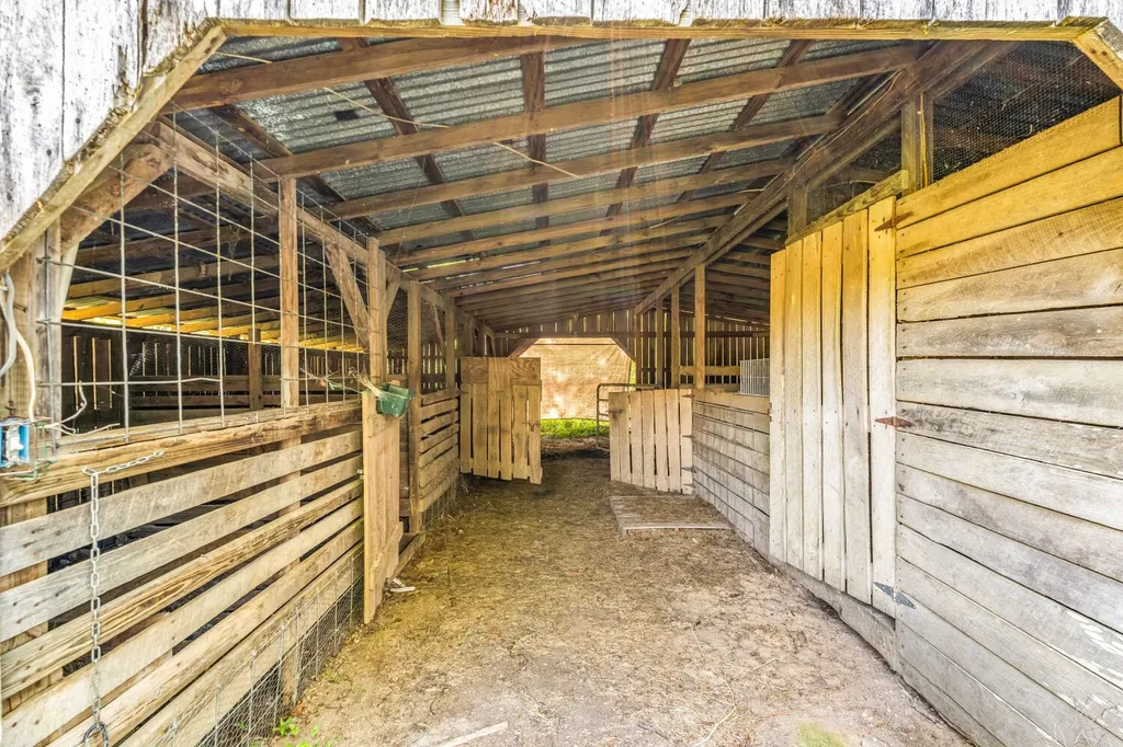 805 Dick Allen Road Vernon AL 35592