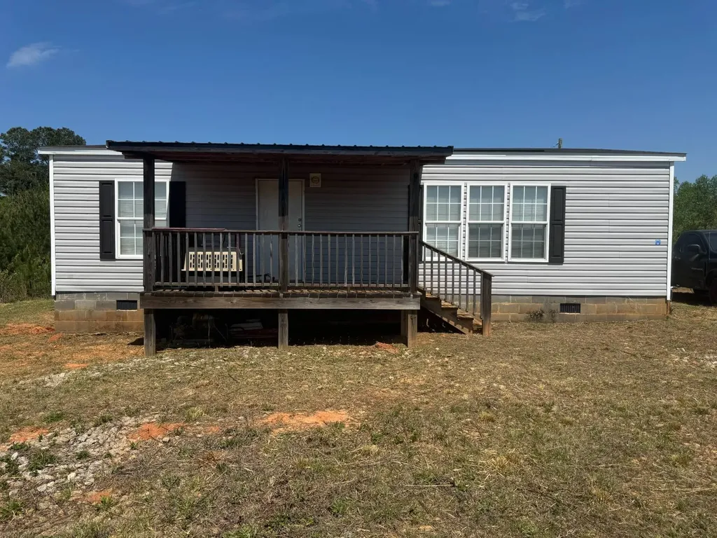 13215 Al Highway 77 Roanoke AL 36274
