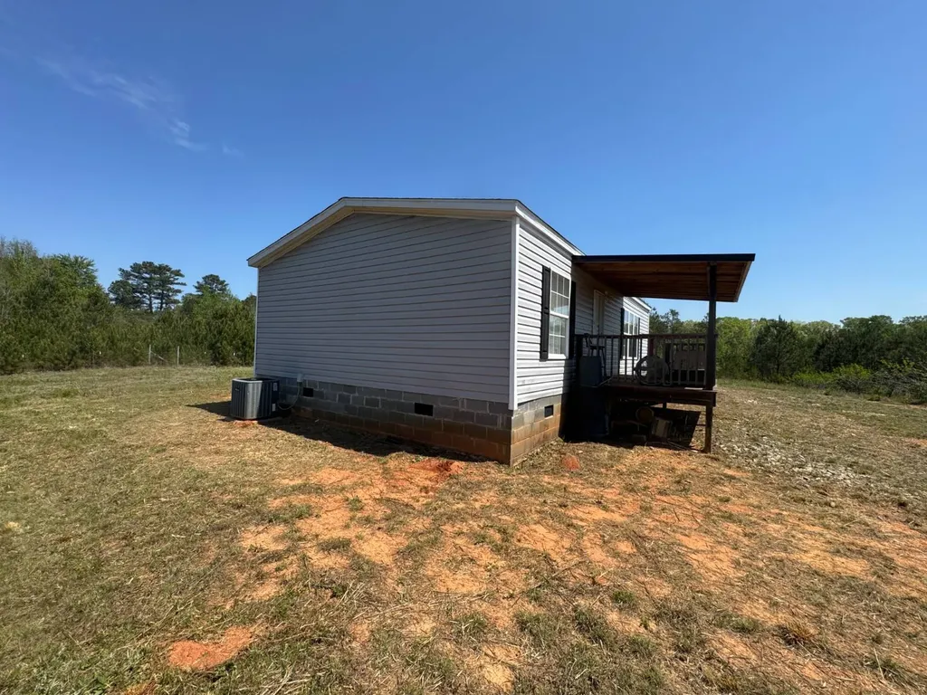 13215 Al Highway 77 Roanoke AL 36274