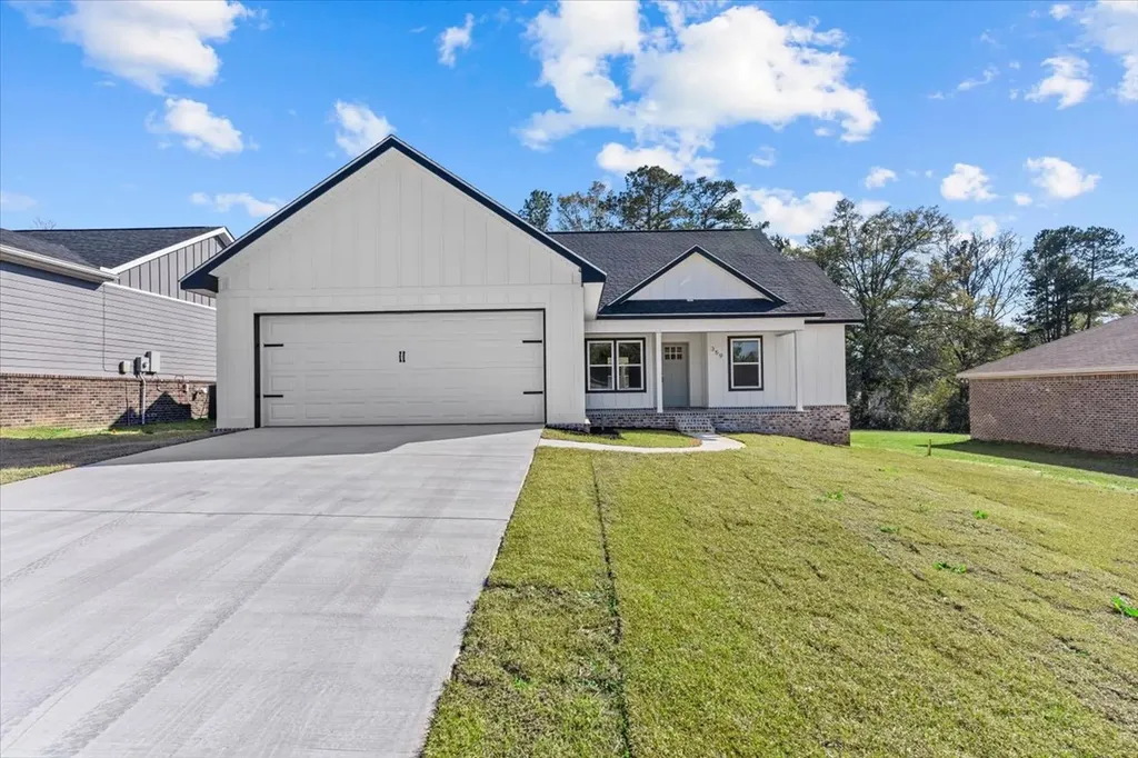359 Spruce Lane Ozark AL 36360