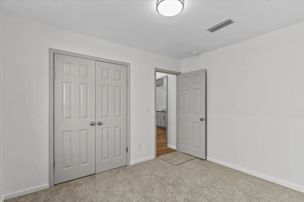 359 Spruce Lane Ozark AL 36360