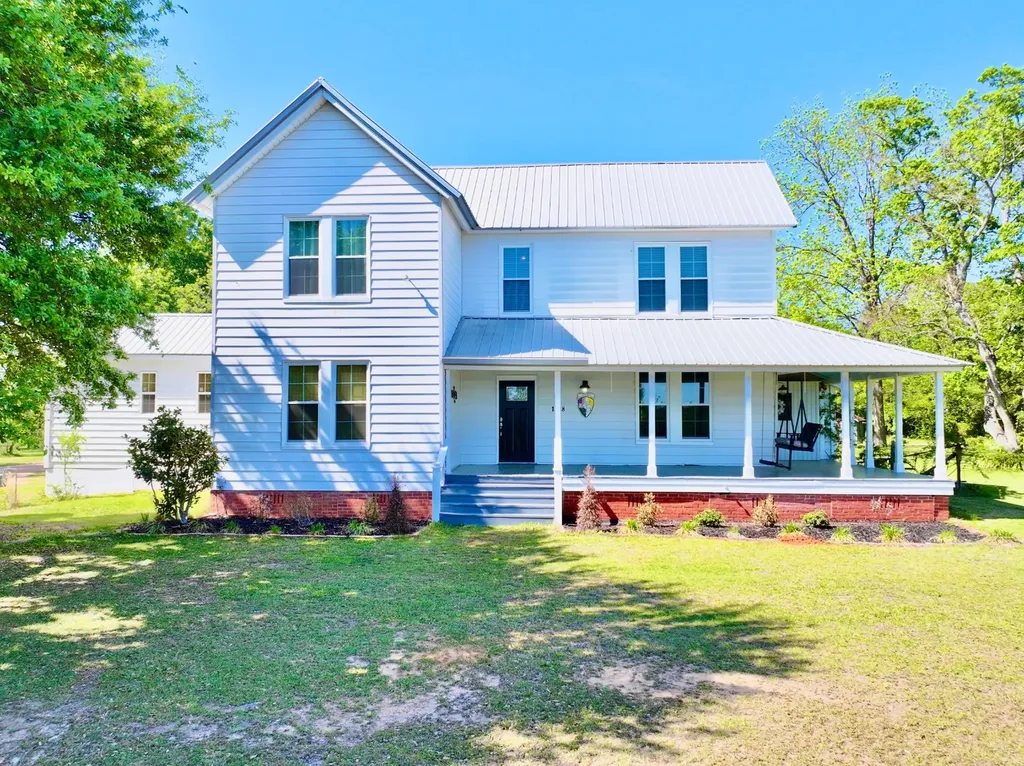 1418 Hebron Road Grove Hill AL 36451