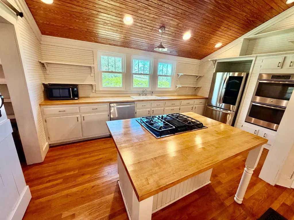 1418 Hebron Road Grove Hill AL 36451