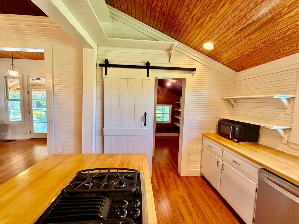 1418 Hebron Road Grove Hill AL 36451