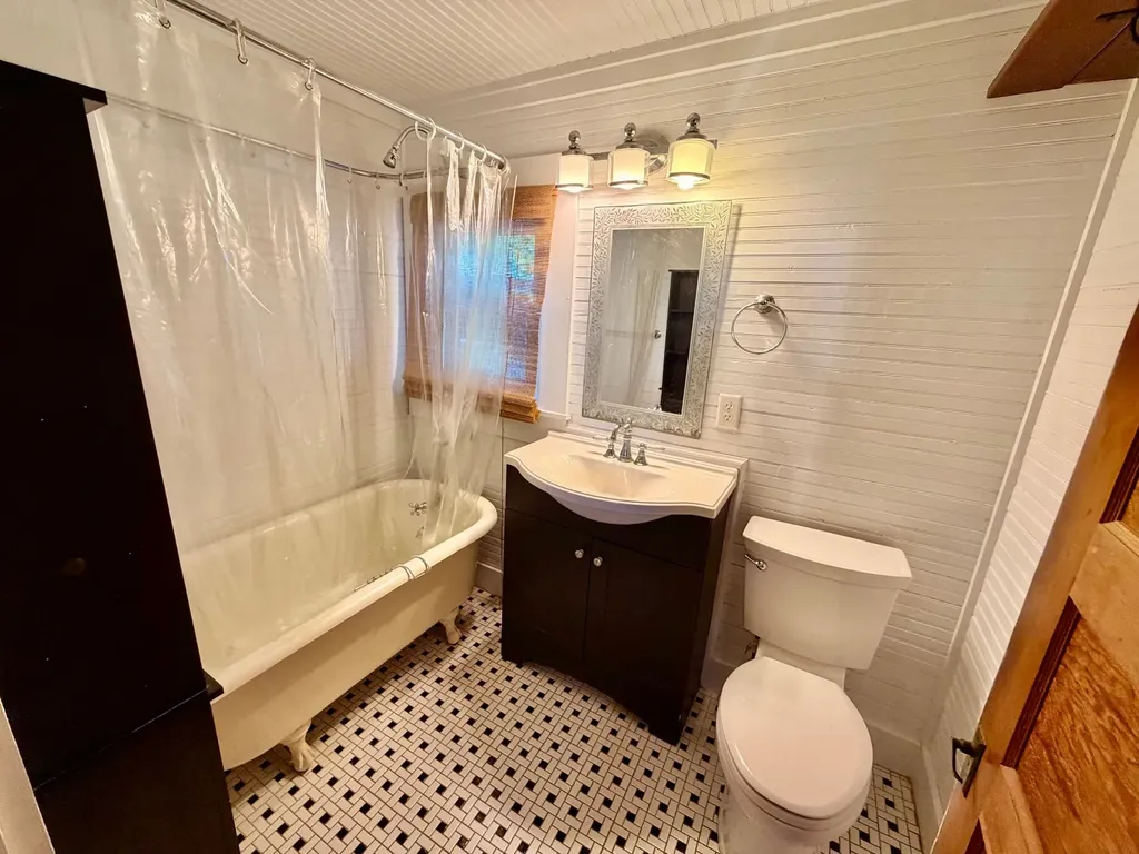 1418 Hebron Road Grove Hill AL 36451