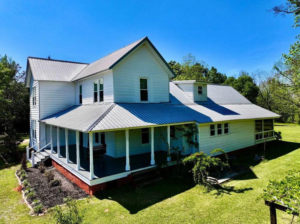 1418 Hebron Road Grove Hill AL 36451