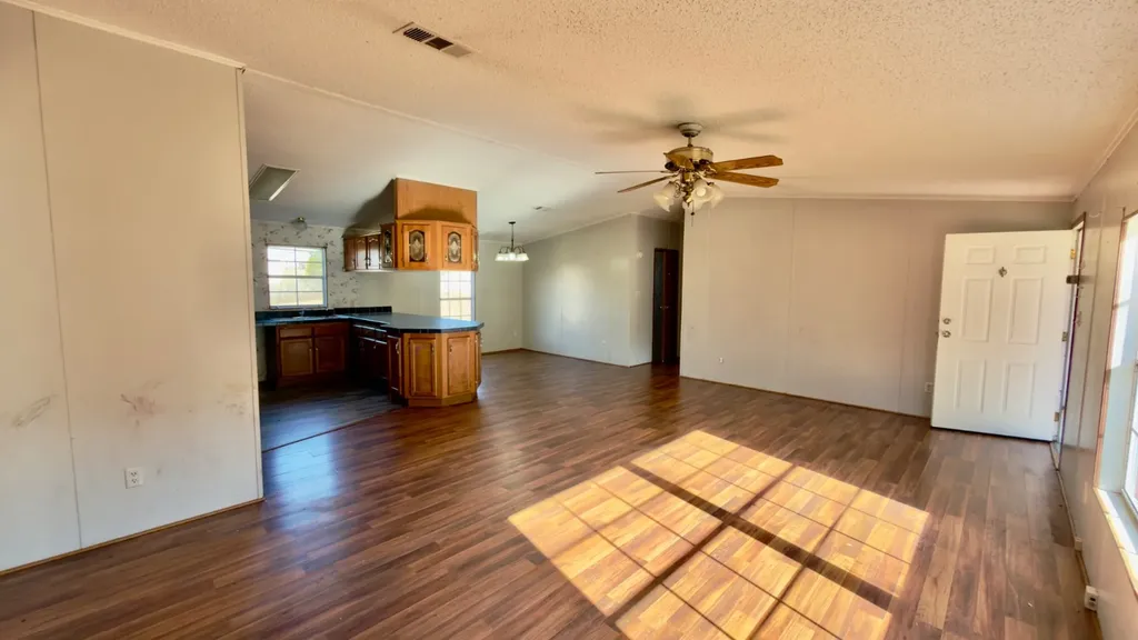 156 County Road 737 Enterprise AL 36330
