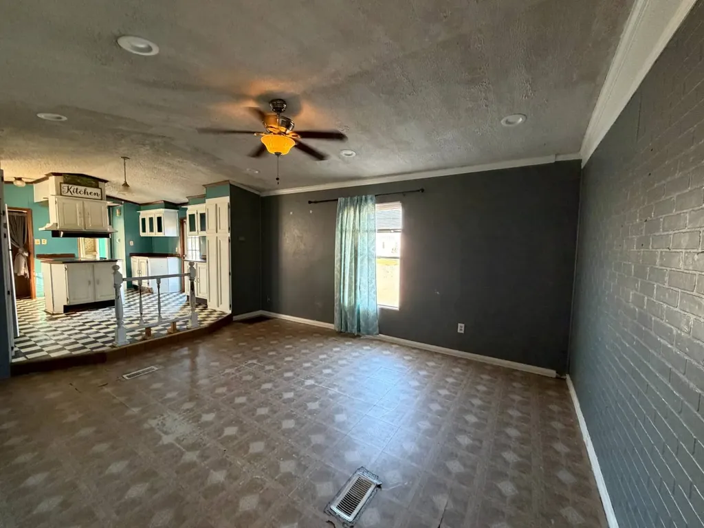 300 Sequoyah Drive Fort Payne AL 35967