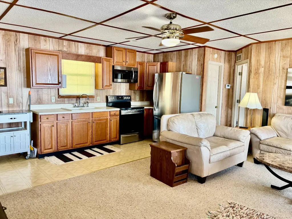 31388 Wyatt Lane Dozier AL 36028