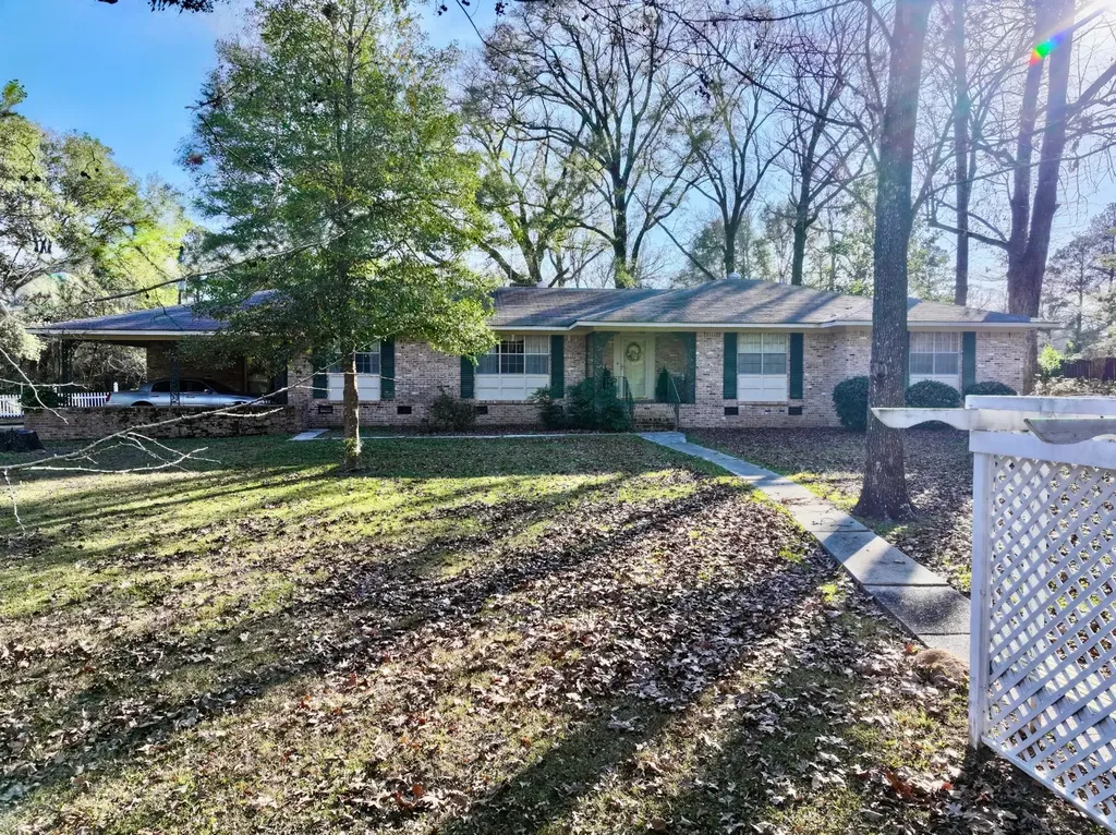314 Cherokee Drive Jackson AL 36545